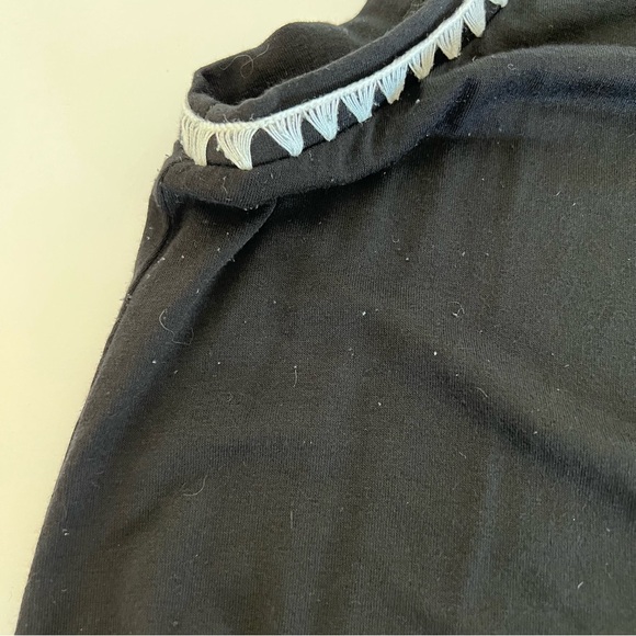 Vince Camuto Women’s Jersey Knit Embroidered High-Lo Maxi Dress - Picture 8 of 11